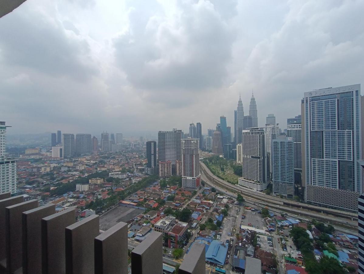 Cl 27A Insta Klcc View & Infinity Pool View Apartment Kuala Lumpur Exterior photo