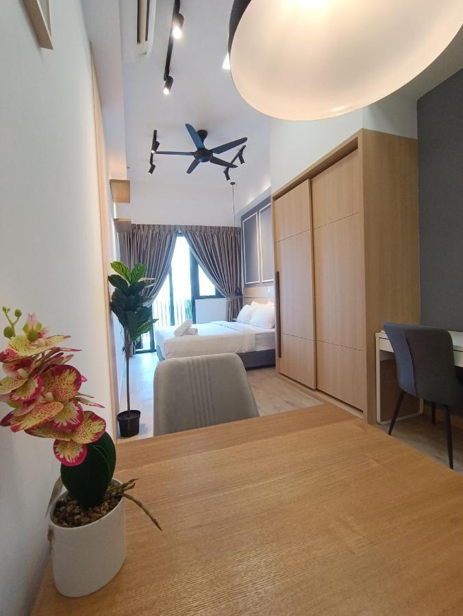 Cl 27A Insta Klcc View & Infinity Pool View Apartment Kuala Lumpur Exterior photo
